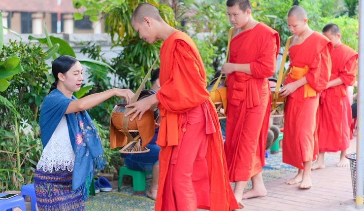 Great Laos And Vietnam 15 Days
